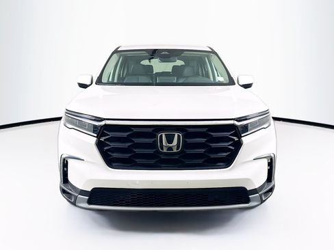 Used 2023 Honda Pilot EX-L image 2