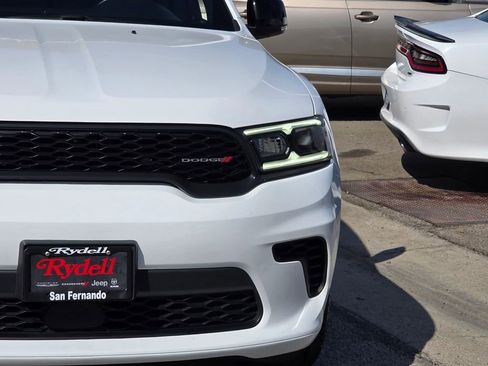Certified 2024 Dodge Durango GT image 3