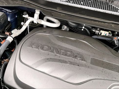 Used 2025 Honda Passport EX-L image 31