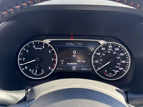New 2025 Nissan Sentra SR w/ SR Premium Package FWD image 11