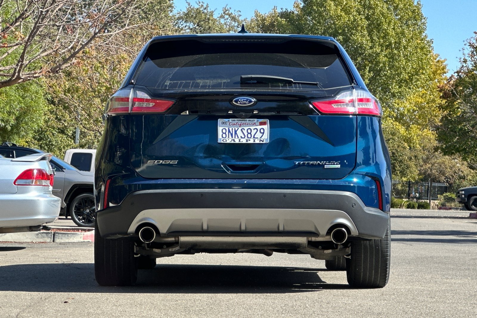 Used 2020 Ford Edge Titanium FWD image 5