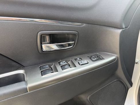 Used 2019 Mitsubishi Outlander Sport SE FWD image 9