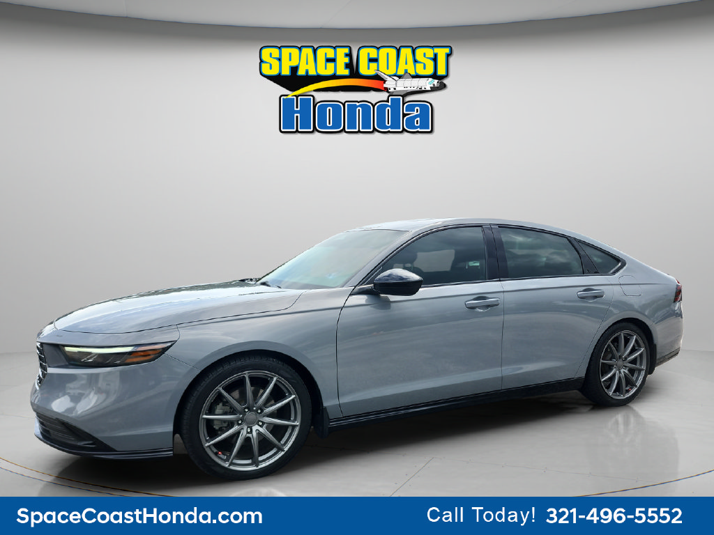 Used 2024 Honda Accord Sport image 9