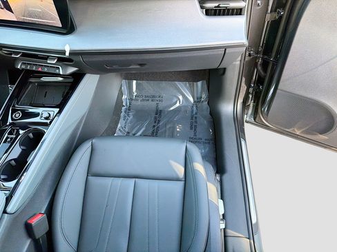 New 2026 Audi Q3 quattro 2.0T AWD/4WD image 18