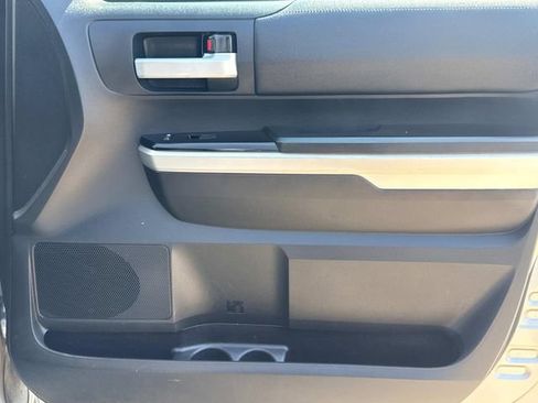 Used 2015 Toyota Tundra SR5 AWD/4WD image 19