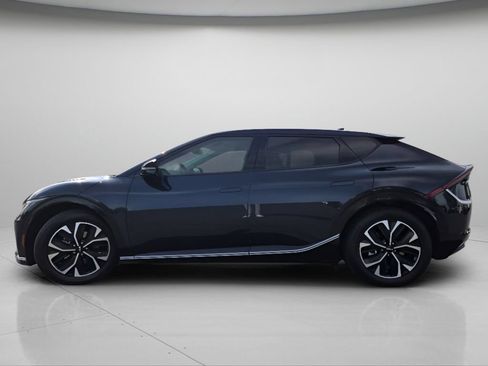 Used 2023 Kia EV6 Wind w/ Wind Technology Package AWD/4WD image 24
