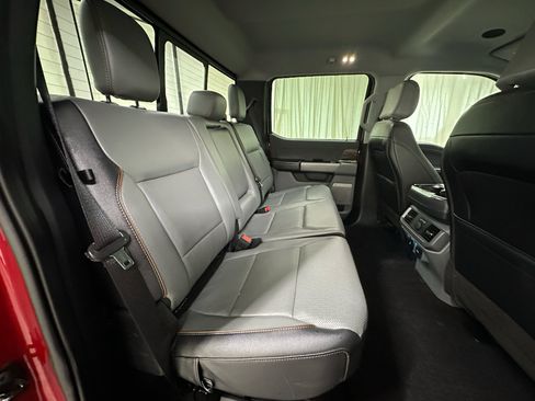 Used 2025 Ford F150 Lariat w/ Equipment Group 502A High AWD/4WD image 19