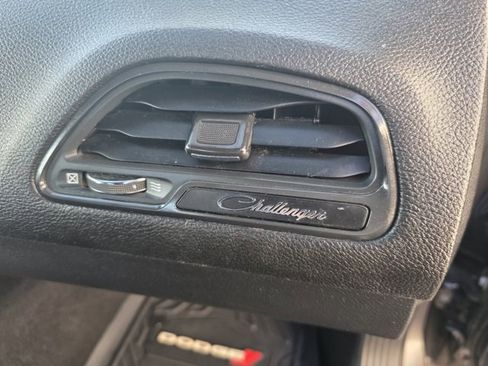 Used 2022 Dodge Challenger R/T w/ Driver Convenience Group image 29