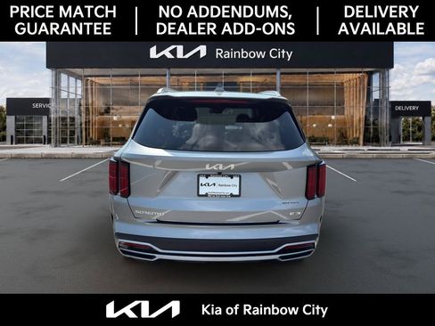 Used 2023 Kia Sorento SX Prestige w/ Panoramic Sunroof Package AWD/4WD image 6