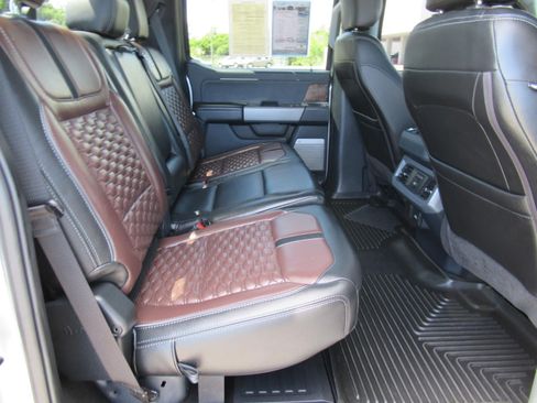 Used 2024 Ford F250 Lariat w/ Lariat Ultimate Package AWD/4WD image 39