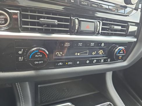 Used 2024 Nissan Pathfinder Platinum AWD/4WD image 28