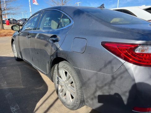 Used 2013 Lexus ES 350 350 w/ Premium Pkg image 11