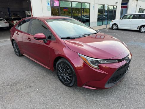 Used 2022 Toyota Corolla LE FWD image 8