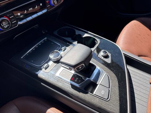 Used 2019 Audi Q7 3.0T Prestige w/ Prestige Package image 9