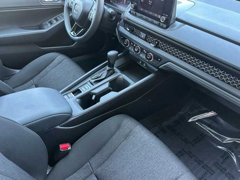Used 2023 Honda Accord EX image 16
