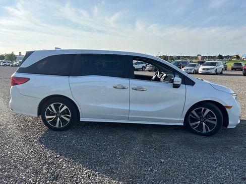 Used 2024 Honda Odyssey Touring image 12