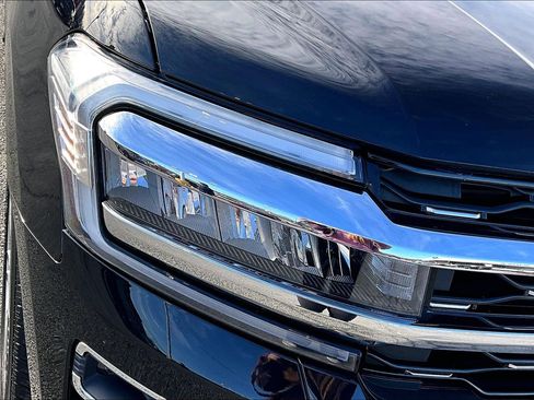 Used 2024 Ford Expedition Max Limited image 30