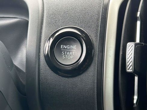 Used 2025 Ford Expedition Active RWD image 28