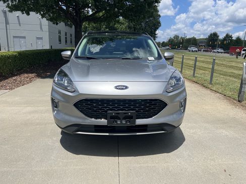 Used 2022 Ford Escape SEL AWD/4WD image 3