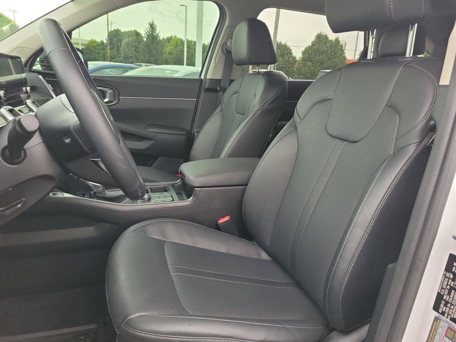 Used 2022 Kia Sorento S w/ Panoramic Sunroof Package FWD image 20