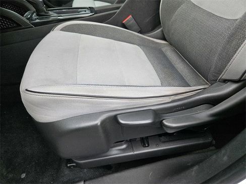 Used 2021 Chevrolet TrailBlazer LS image 11