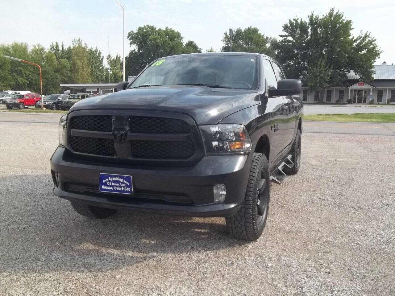Used 2018 RAM 1500 Express w/ Wheel & Sound Group AWD/4WD image 3