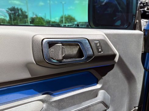 Used 2023 Ford Bronco 2-Door AWD/4WD image 14