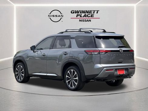 New 2026 Nissan Pathfinder Platinum AWD/4WD image 24