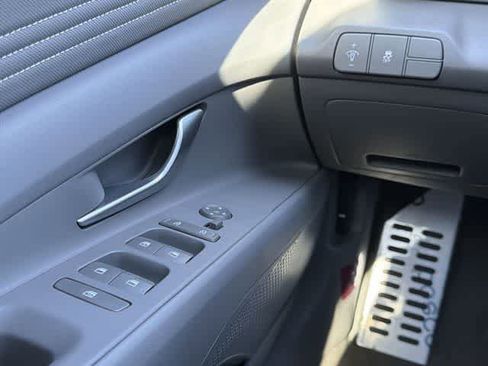 New 2026 Hyundai Elantra SEL Sport Premium image 14