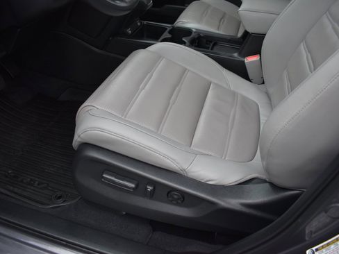 Used 2022 Honda CR-V EX-L image 7