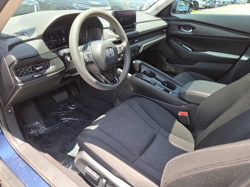 Used 2023 Honda Accord EX image 28