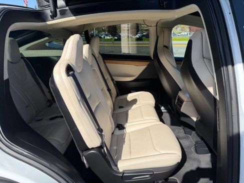 Used 2018 Tesla Model X 100D AWD/4WD image 24