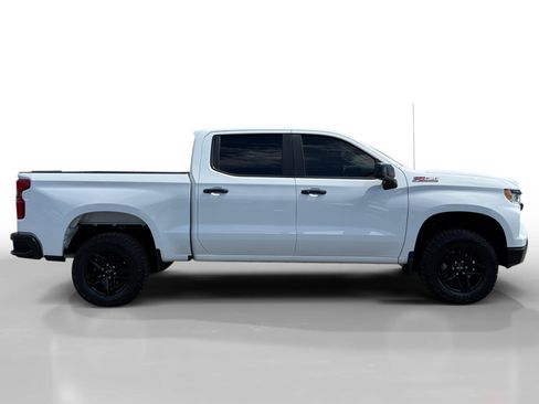 Used 2023 Chevrolet Silverado 1500 LT Trail Boss AWD/4WD image 6