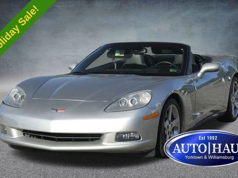 Used 2005 Chevrolet Corvette Convertible w/ Preferred Equipment Group image 1