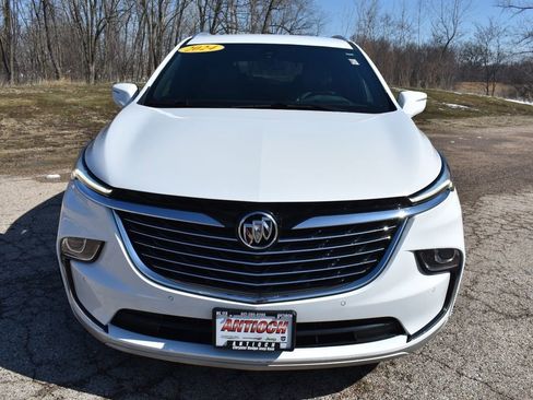 Used 2024 Buick Enclave Premium image 11