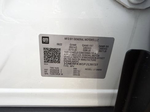 Used 2023 Chevrolet Traverse LS image 31
