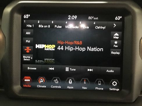 Used 2023 Jeep Wrangler Unlimited Sport w/ Uconnect 4C Nav & Sound Group AWD/4WD image 27