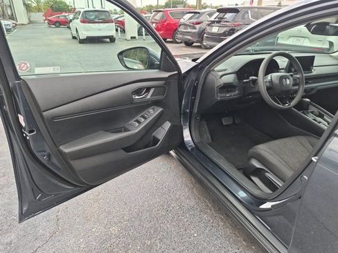 Used 2025 Honda Accord LX image 11