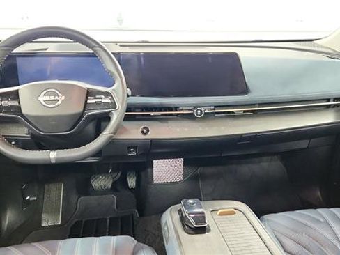 Used 2023 Nissan Ariya image 23