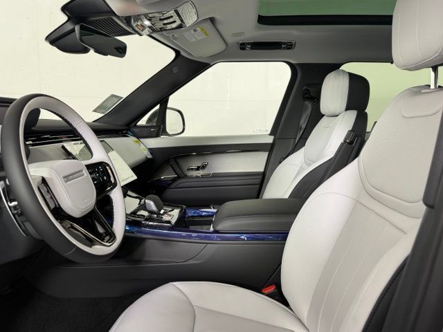 New 2026 Land Rover Range Rover Sport Dynamic SE AWD/4WD image 5
