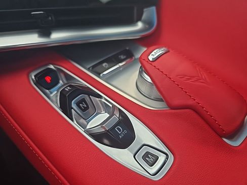 Used 2021 Chevrolet Corvette Stingray Preferred Cpe w/ Engine Appearance Package image 26