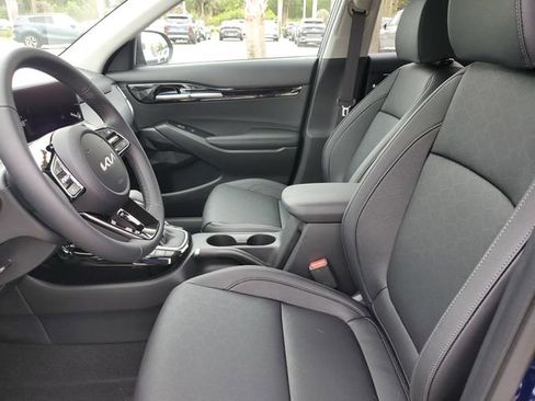 New 2026 Kia Seltos EX FWD image 10