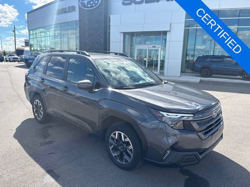 Used 2026 Subaru Forester Premium AWD/4WD image 1