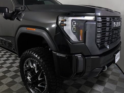 Used 2024 GMC Sierra 3500 Denali Ultimate image 47