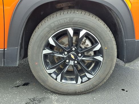 Used 2022 Chevrolet TrailBlazer LT w/ Convenience Package AWD/4WD image 8