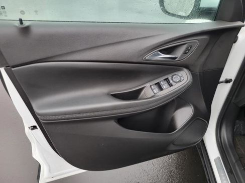 Used 2023 Buick Encore GX Preferred w/ Cold Weather Comfort Package image 13