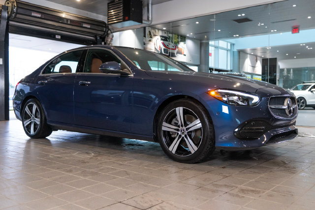 Certified 2025 Mercedes-Benz C 300 4MATIC Sedan image 1