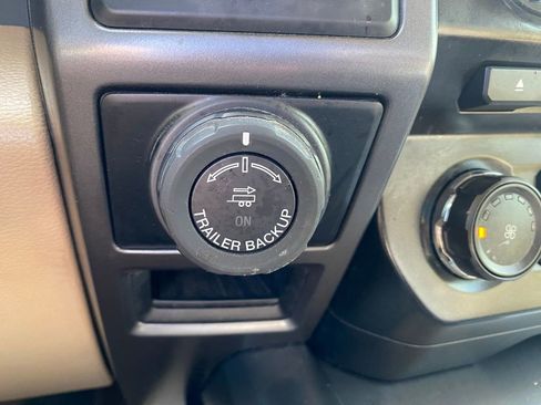 Used 2016 Ford F150 XLT w/ Equipment Group 302A Luxury image 23