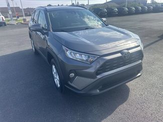 Used 2021 Toyota RAV4 XLE w/ Convenience Package AWD/4WD video 1