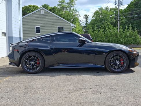 Used 2024 Nissan Z Performance w/ Floor Mat Package RWD image 5